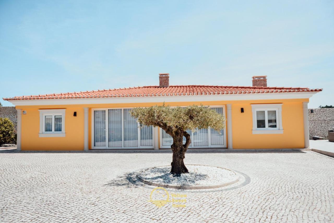 Yellow Sweet Home - Maria E Beatriz Ναζαρέ Εξωτερικό φωτογραφία